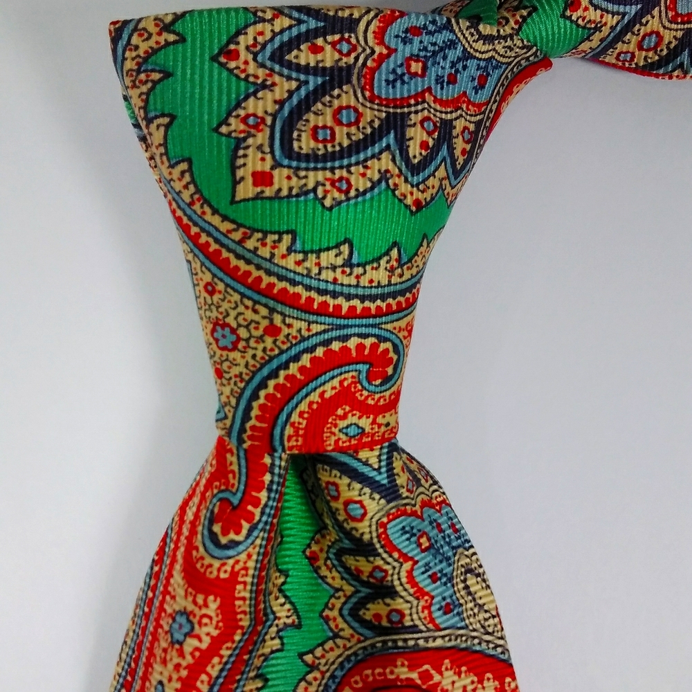 Biella green red pasley Italian silk necklace tie
